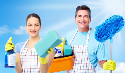 Deep kitchen cleaning during an end of tenancy clean in East London E9